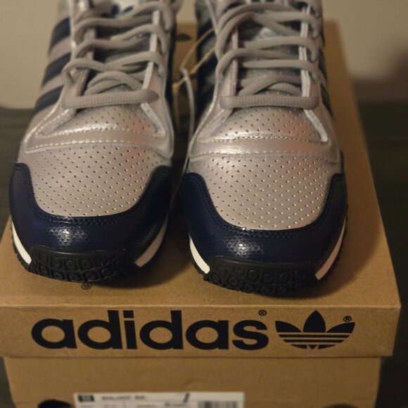 adidas Originals Galaxy OG in Silver and Dark Blue Sixe 9.5 main image 4